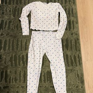 Frankie's Bikinis White and Blue Floral Waffle Set